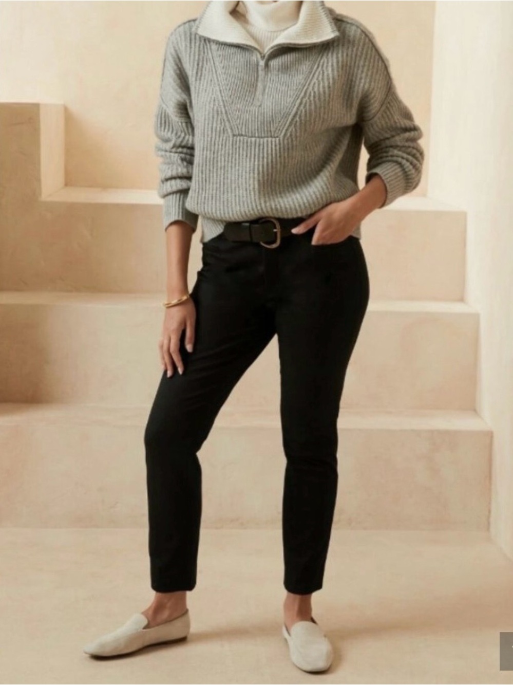 NWT Banana Rep. Factory Black Curvy Sloan Ankle Pants - Sz 4P - Minimalist Chic!